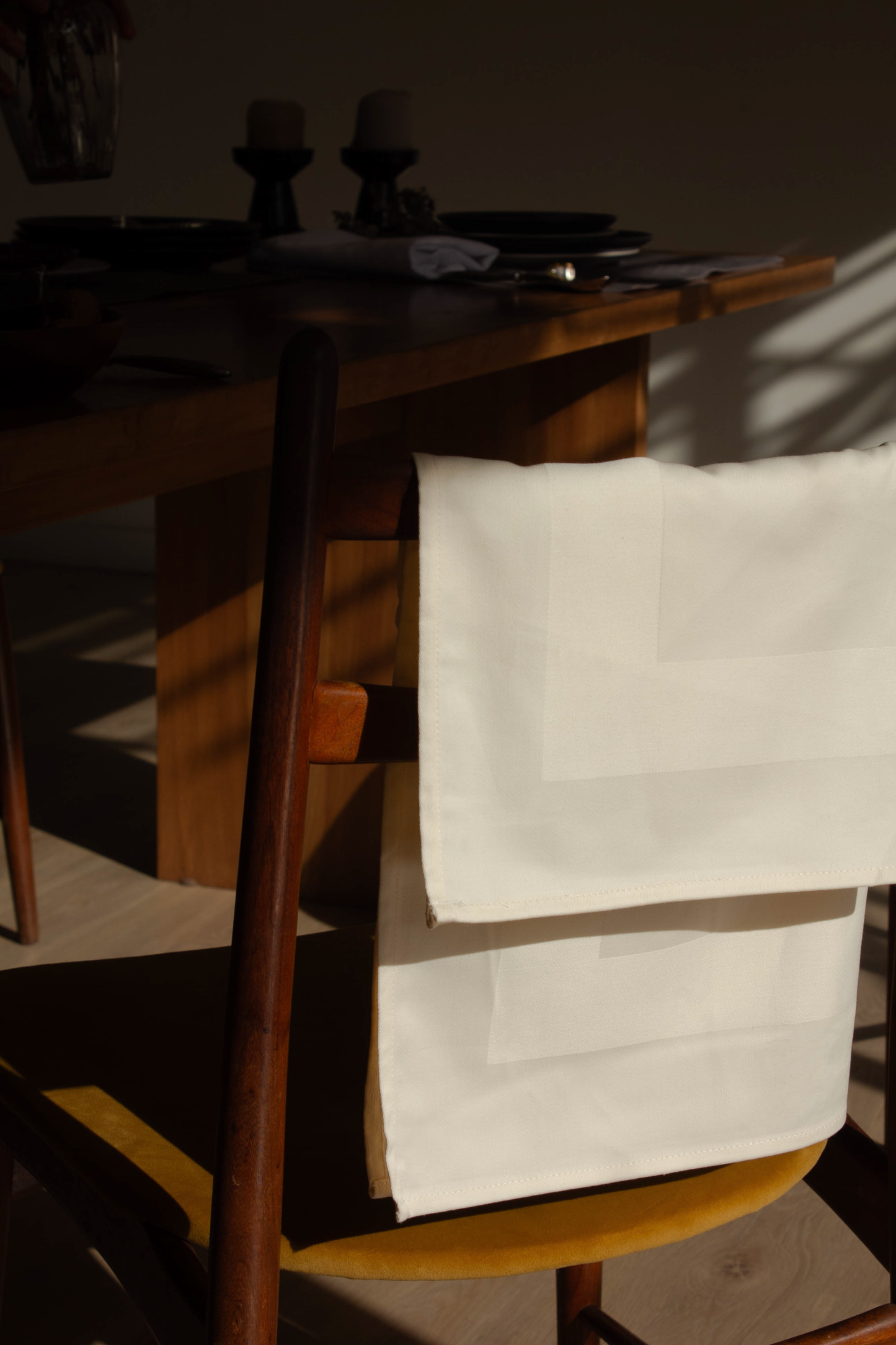 SATEEN NAPKIN SET