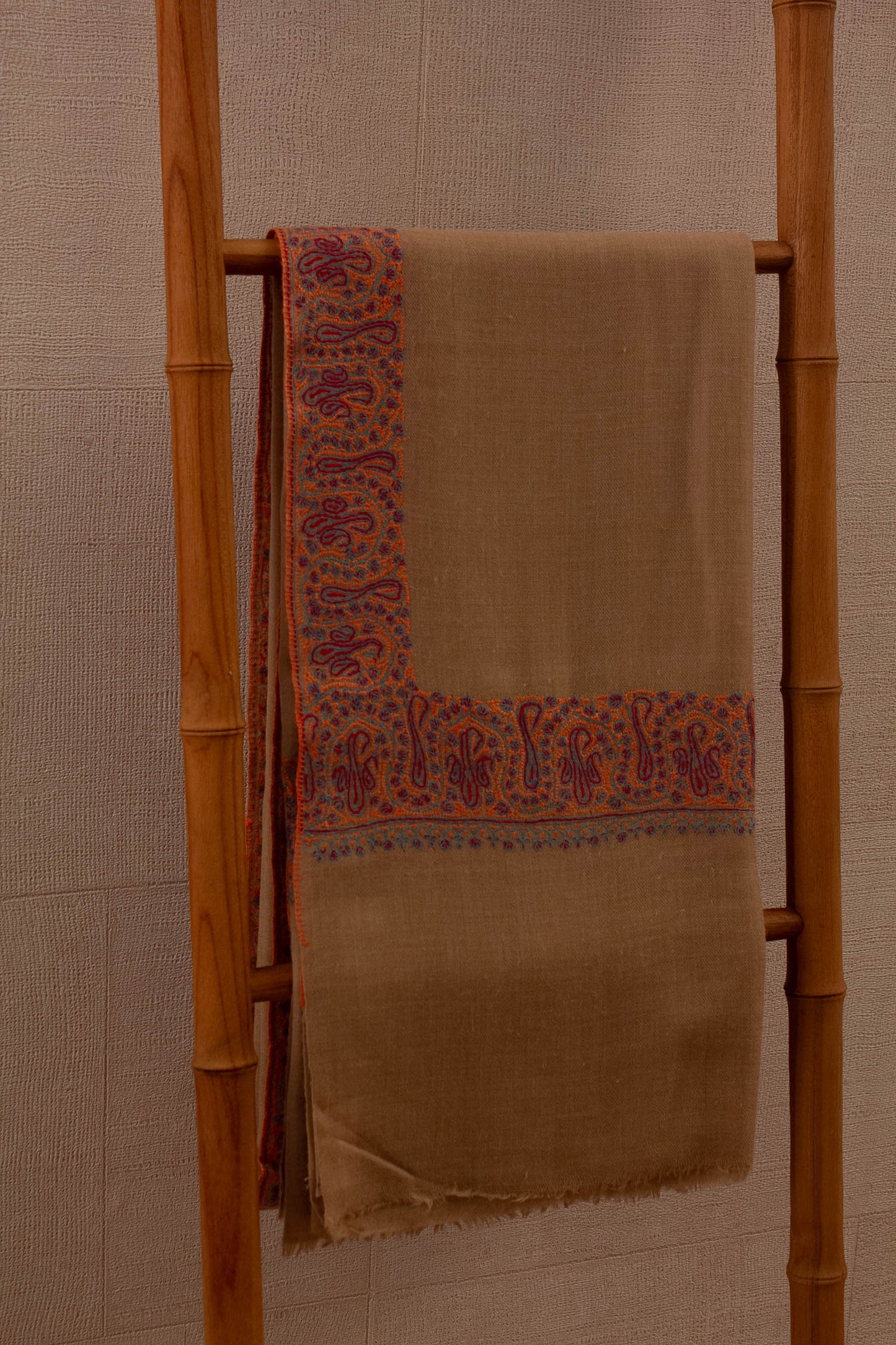 SHAWL KASHMIR BORDE